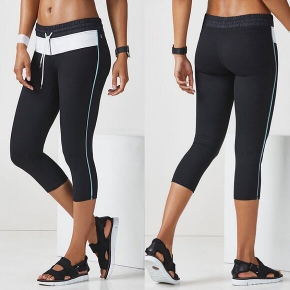 Fabletics Beckham Capri Powerhold Leggings Black Womens Size Small Drawstring - Picture 1 of 10